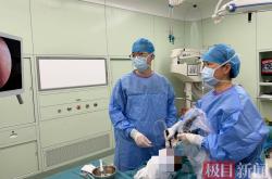  -“耳屎”背后藏大病，医生“一术”解两难题，医生顺藤摸瓜查出5岁男童听力下降真相